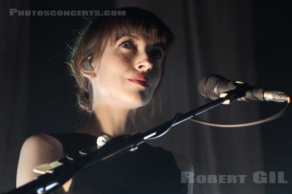 DAUGHTER - 2016-10-17 - PARIS - Le Trianon - 